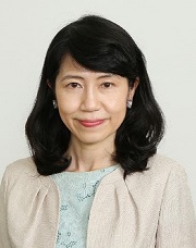 飯塚 佳都子 氏