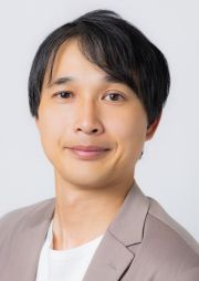 内田　昭大 氏