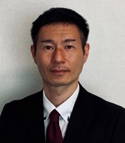 川井　栄一 氏