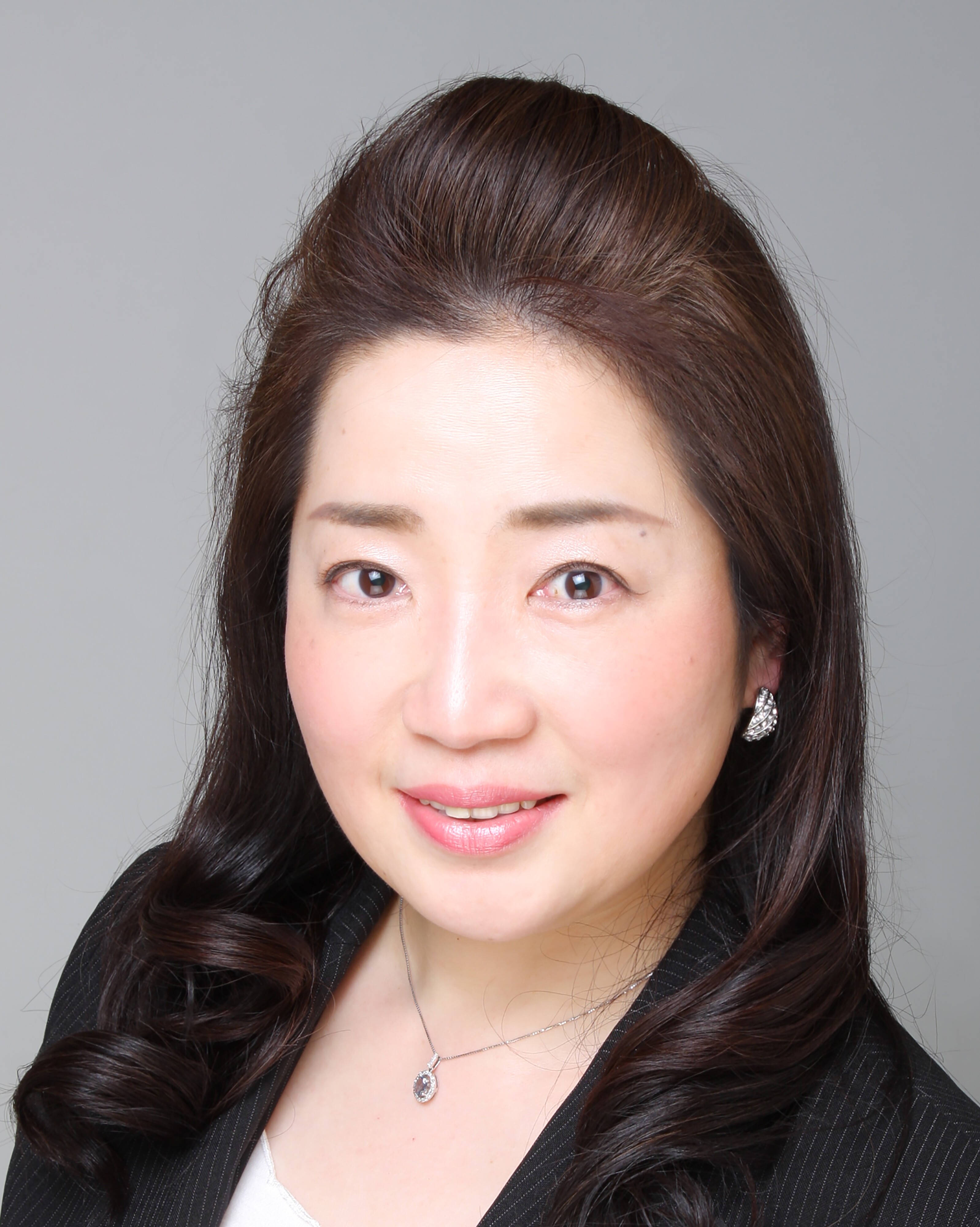 中越 味子 氏