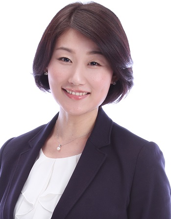 藤井 由香里 氏