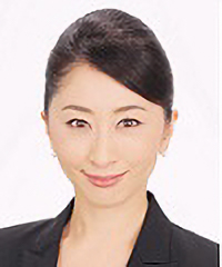 山田 真紀 氏