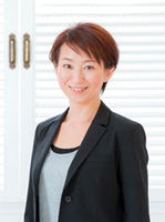 安井　みのり氏